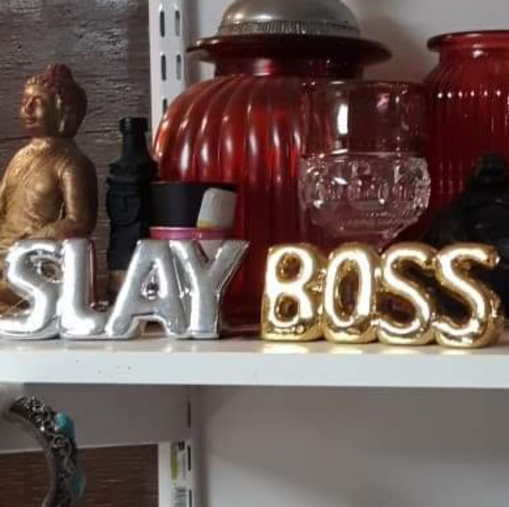 Metallic silver gold Ceramic Desk Plaque Statement BOSS or SLAY Words